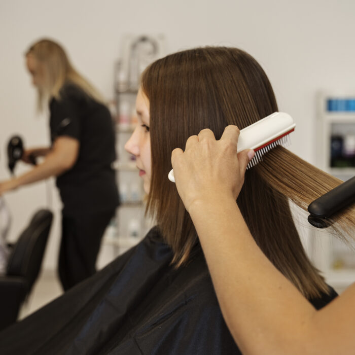 What Does a Hair Blowout Include? Salon vs. DIY